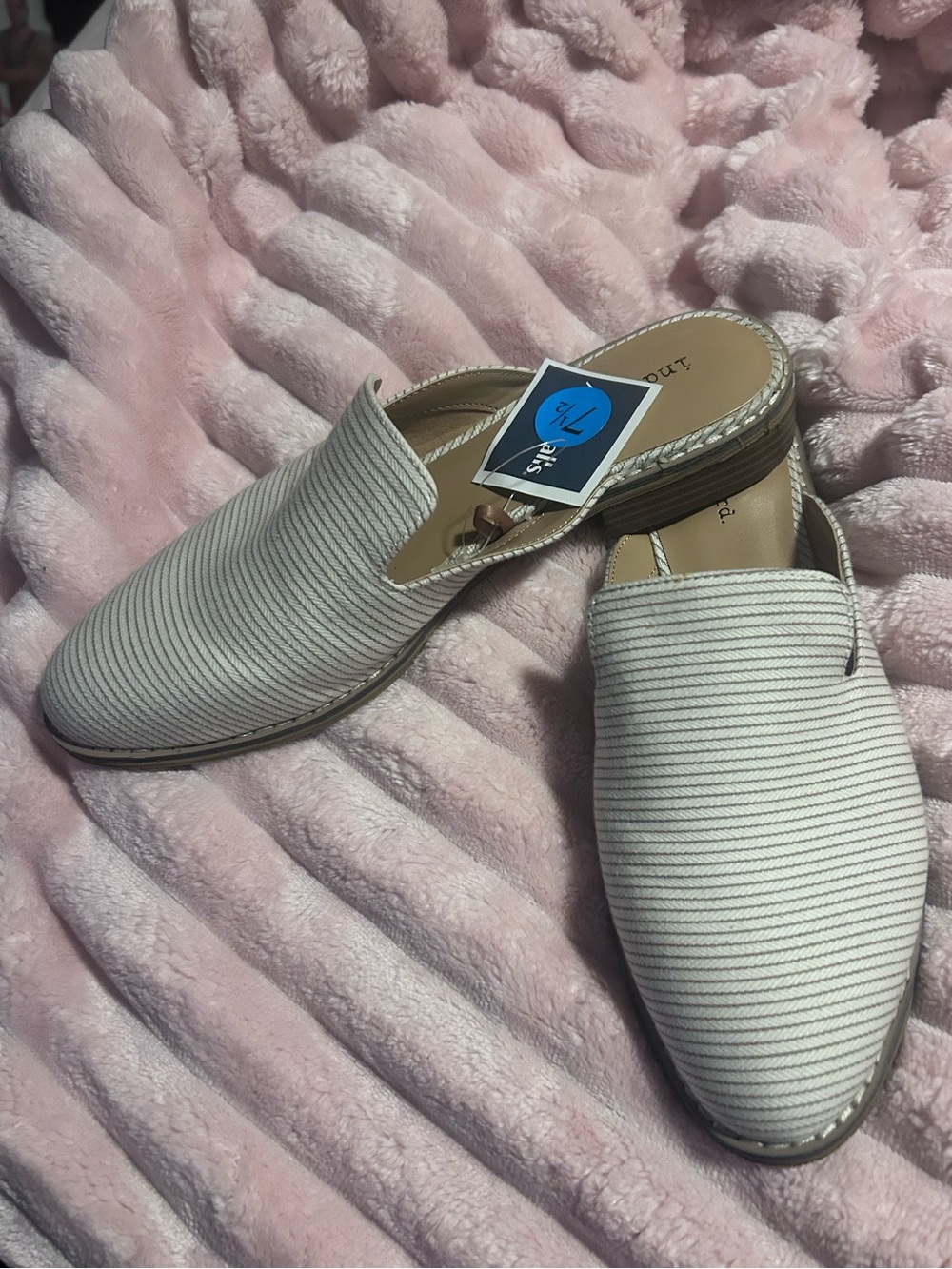 50%offw❤️ indigo rd. Mule Womens 7.5 Hayze Stripe Slip On Low Block Heel NWT